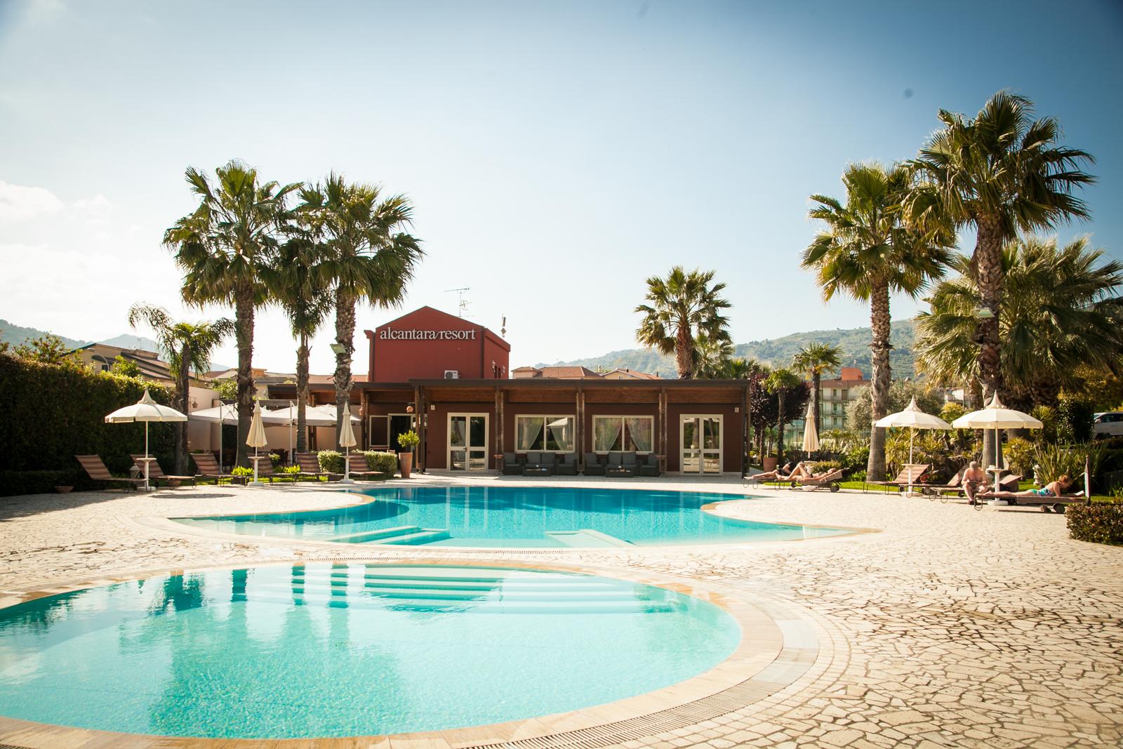 Alcantara Resort Di Charme Adults Only 佳吉 外观 照片