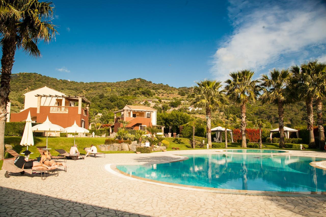 Alcantara Resort Di Charme Adults Only 佳吉 外观 照片